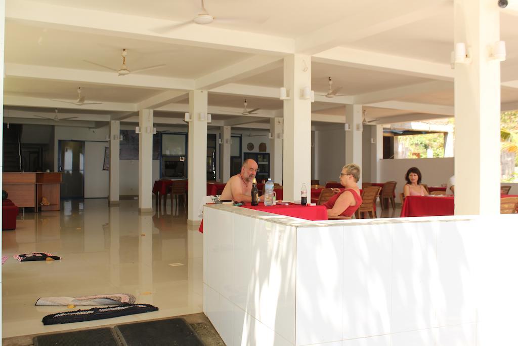 Paradise Beach Resort & Diving School Mirissa Eksteriør bilde